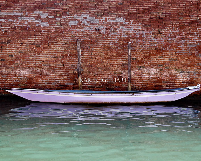 Venice pink boat